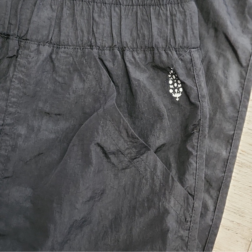 NWOT FREE PEOPLE MOVEMENT THE WAY HOME JOGGERS SIZE M - Picture 7 of 7